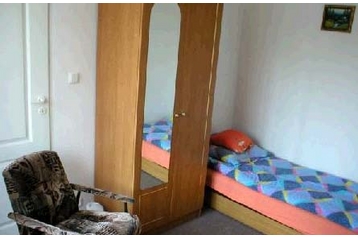 Polska Privát Jastrzębia Góra, Zewnątrz